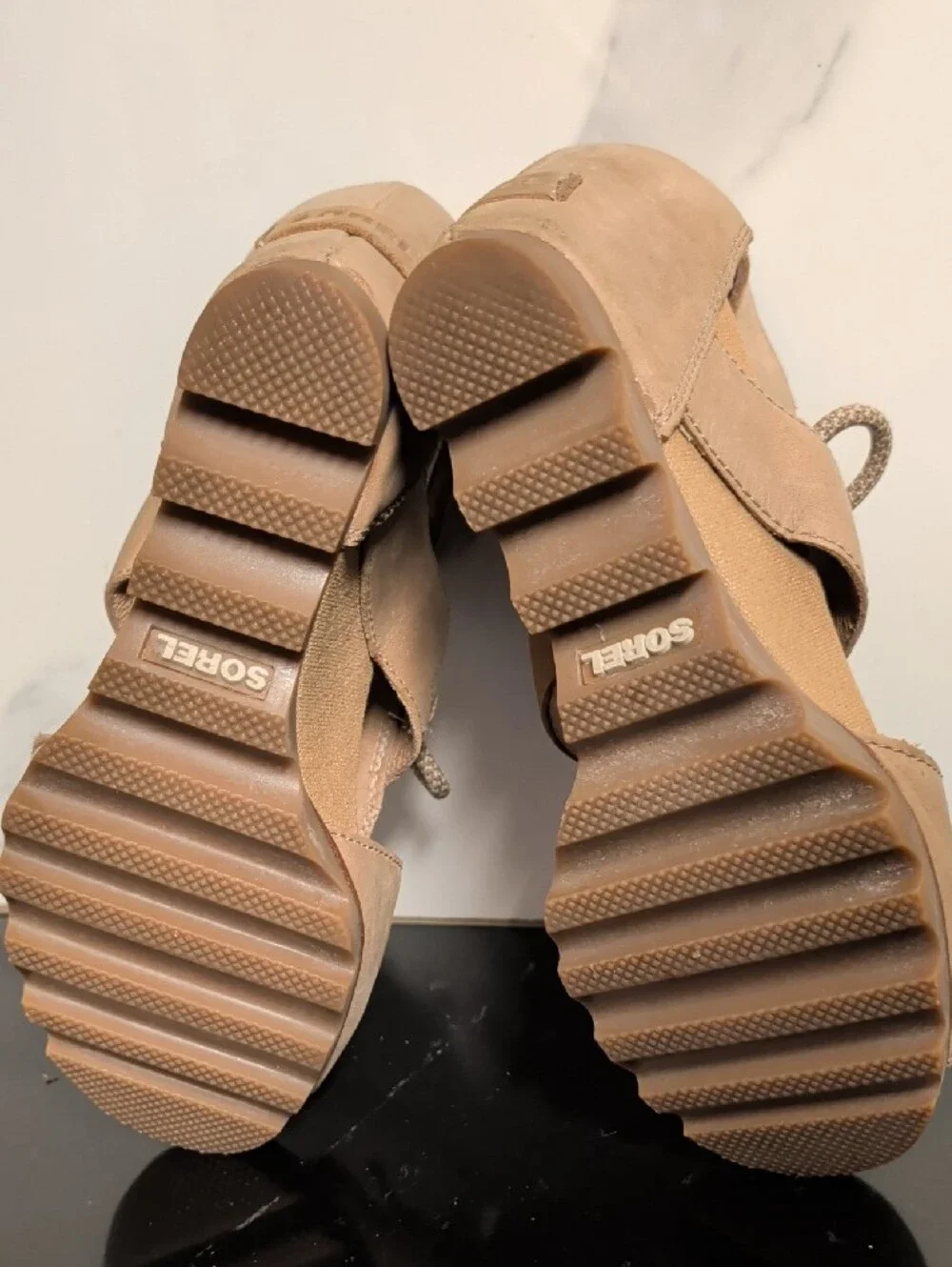 Sorel Joanie Lace-Up Wedge Sandals Size 8 Used Great